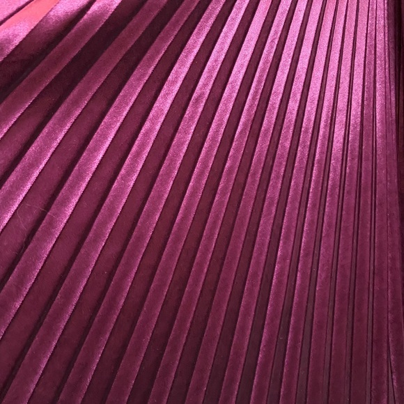 Ted Baker, size one, Burgundy - Picture 3 of 5